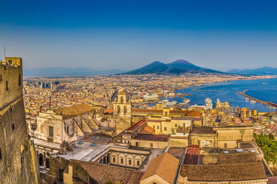 Zicht op Napels, Italië