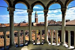 Uitzicht op Venetië vanaf het Palazzo Contarini del Bovolo