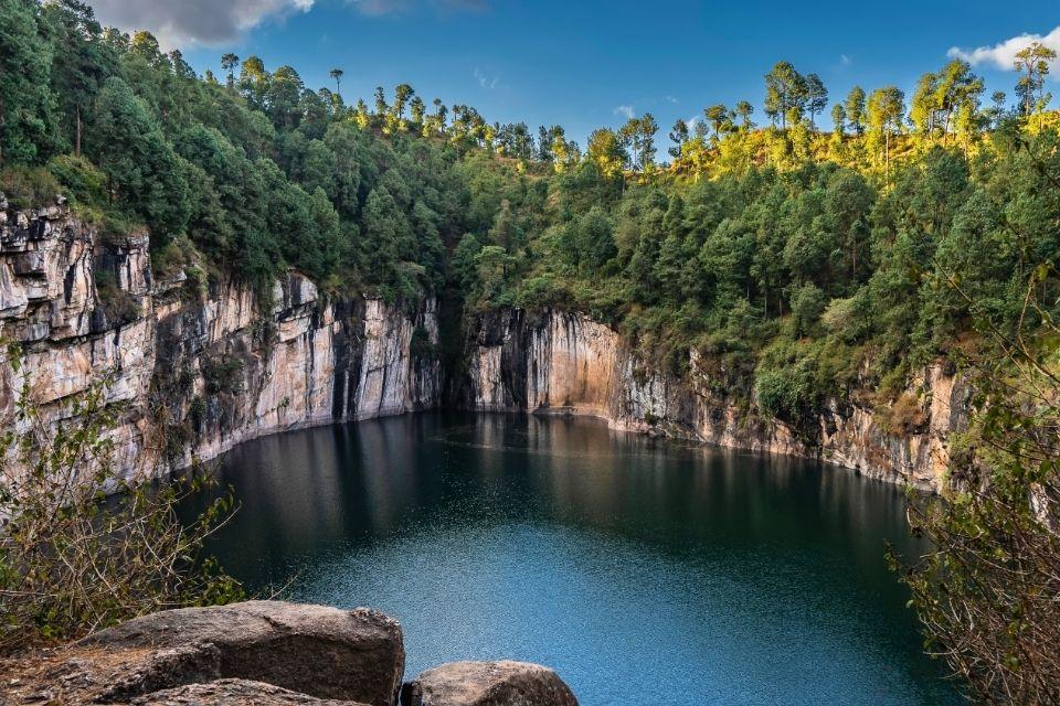 Het kratermeer van Tritriva Antsirabe Madagaskar