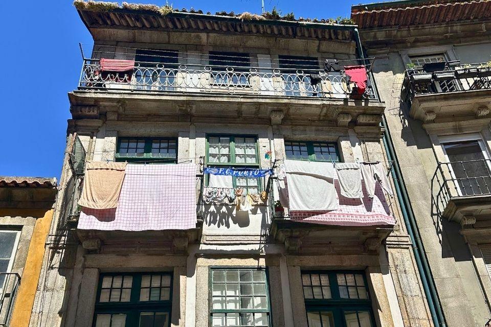 Straatbeeld in Porto Portugal