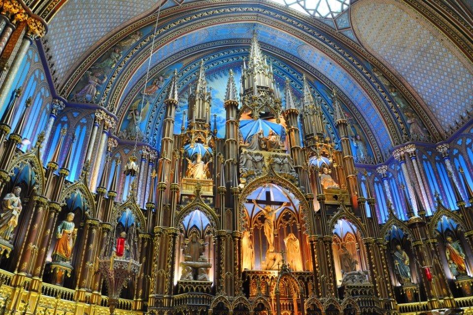 In de Notre-Dame Basilica, Montréal, Canada