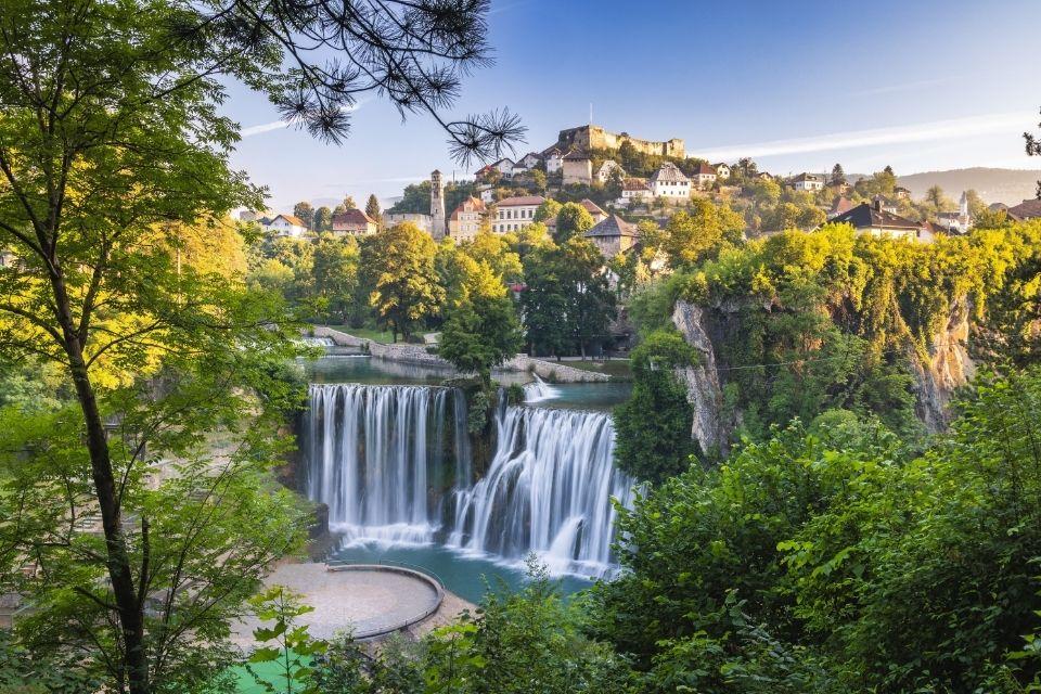 Pliva-waterval in Jajce Kroatië