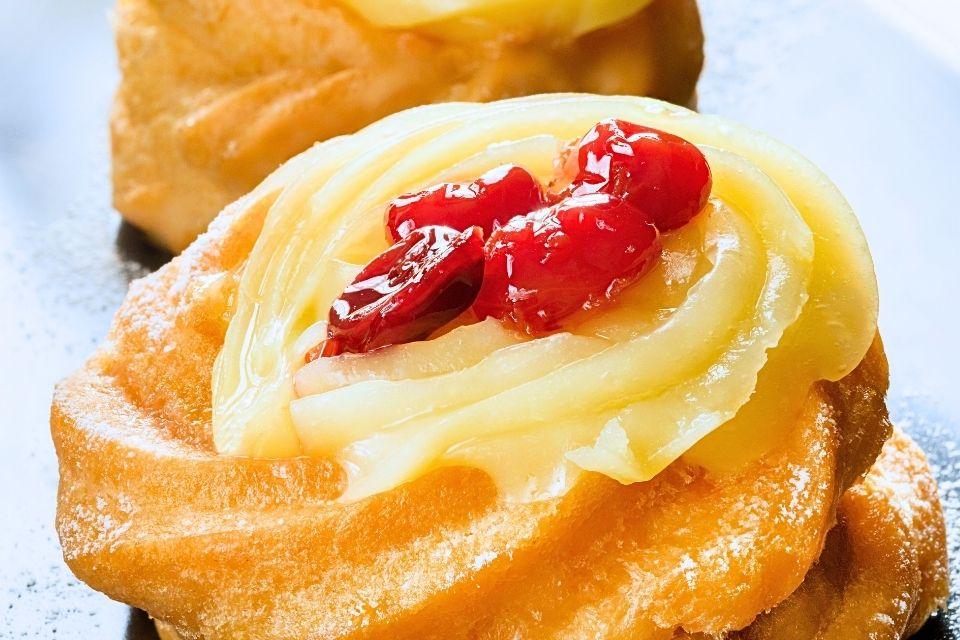 Zeppola di San Giuseppe uit Napels