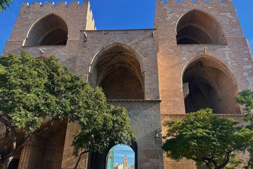 Torres de Serranos in Valencia Spanje