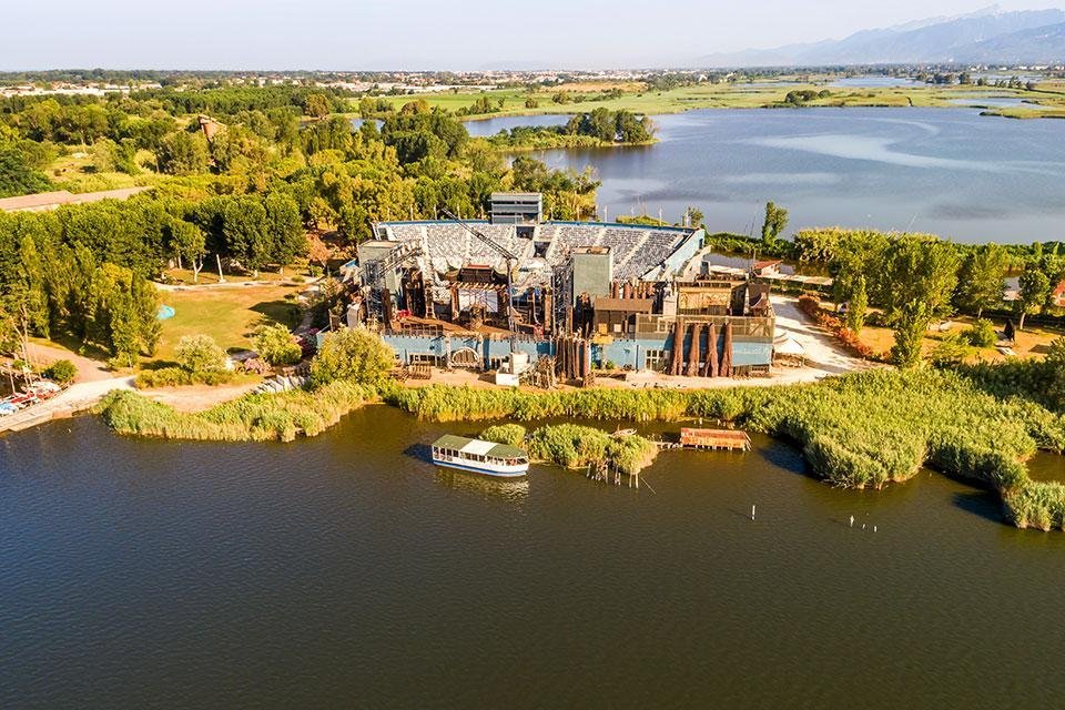 Puccini theater Lago di Massaciuccoli Italië Puccini theater Lago di Massaciuccoli Italië