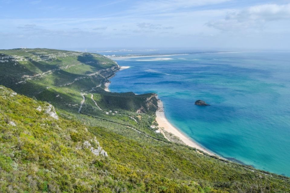 Uitzicht vanaf de Arrábida-berg, Portugal