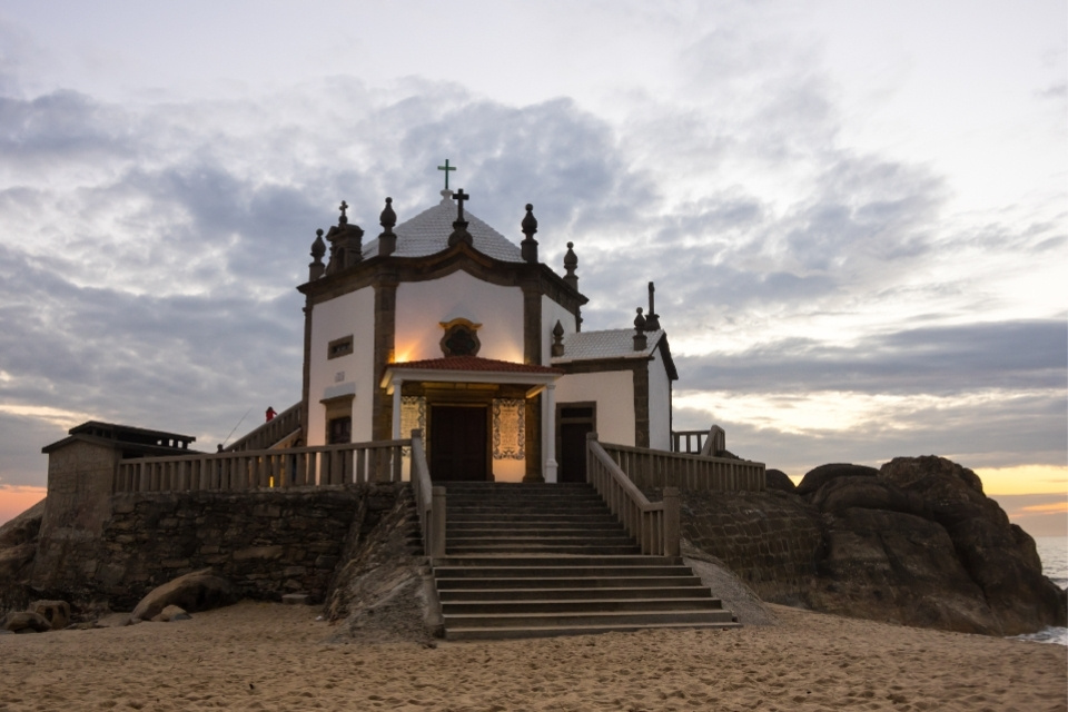 Capela do Senhor da Pedra, Porto, Portugal